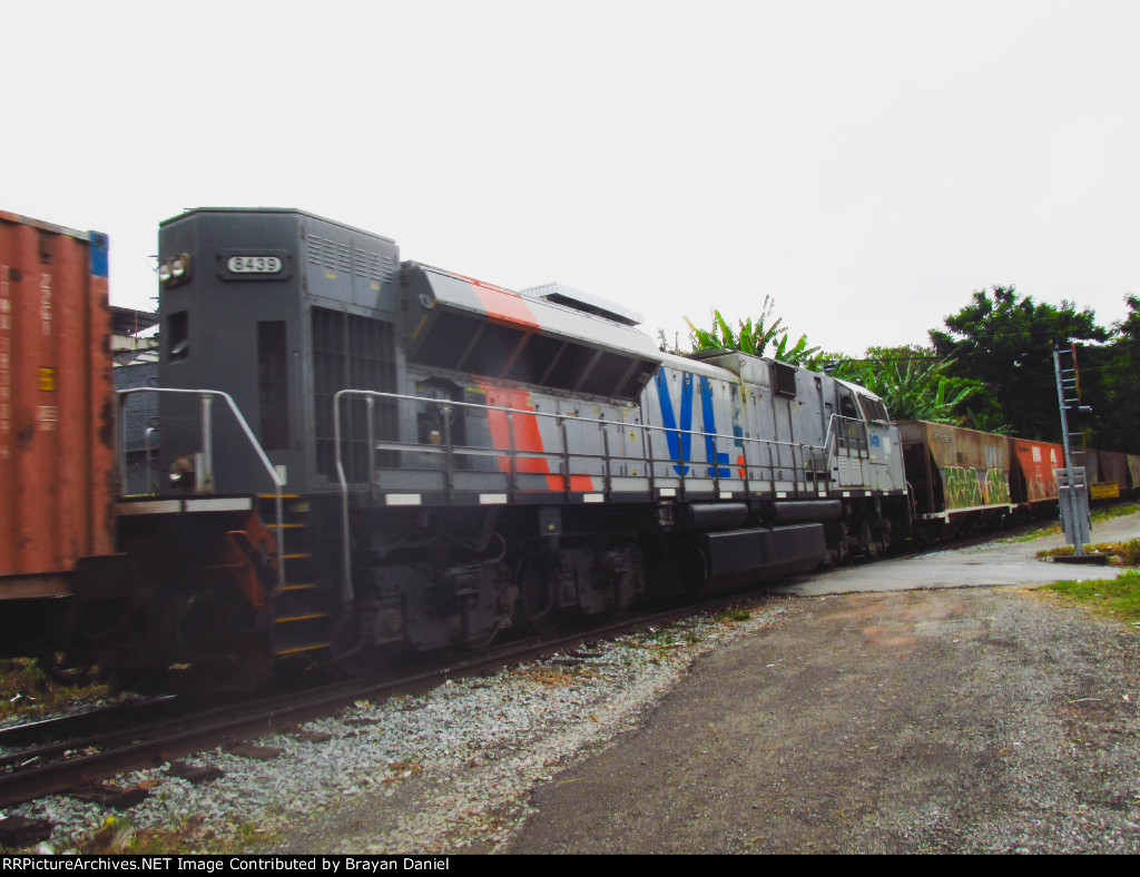 VLI 8439